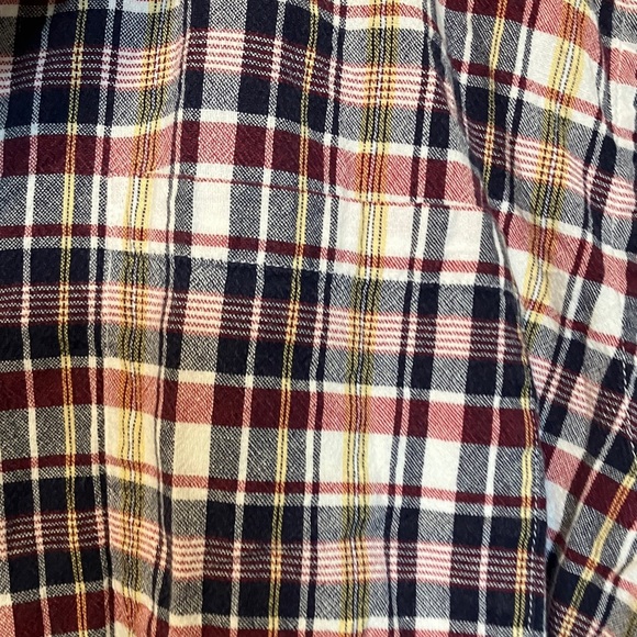 Pendleton Men's Plaid Button-Down Shirt - Picture 5 of 6